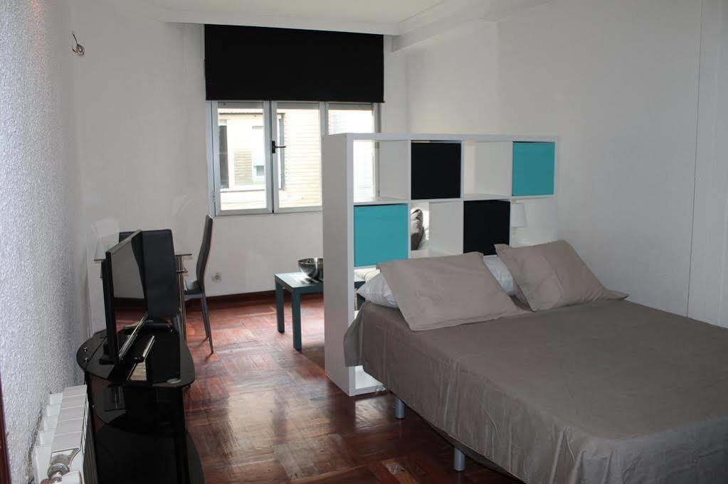 Apartamentos Rialto Madrid Exterior photo