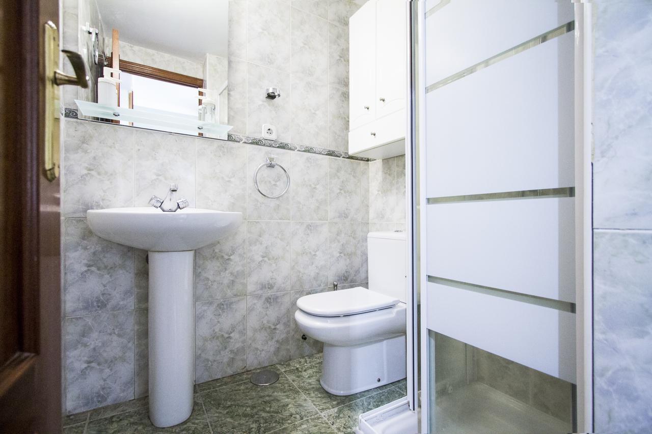 Apartamentos Rialto Madrid Exterior photo